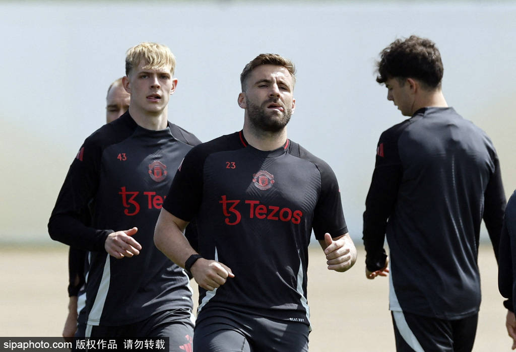 50年最差曼联！卢克·肖灵魂拷问全队，球迷泪目：红魔还有救吗？