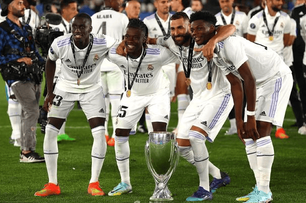 周二006 欧冠小组赛：阿拉木图凯拉特主场迎战银河战舰皇马，中亚黑马能否创造奇迹？